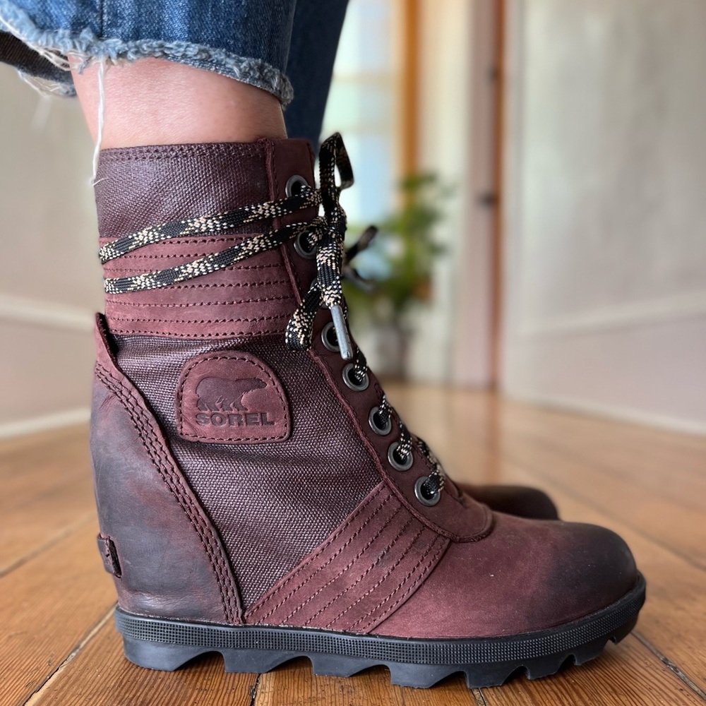 😍 Sorel Women’s Lexie Wedge Felt 😍